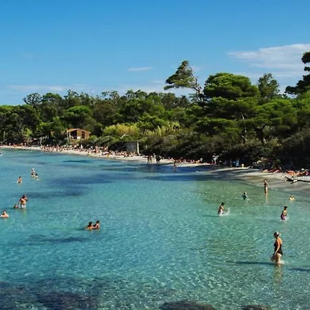 Des Sablettes -st Mandrier Maison Du Pecheur * La Seyne-sur-Mer