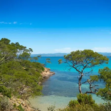 Des Sablettes -st Mandrier Maison Du Pecheur * La Seyne-sur-Mer