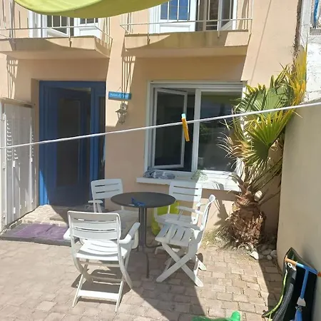 Holiday home Des Sablettes -st Mandrier Maison Du Pecheur La Seyne-sur-Mer