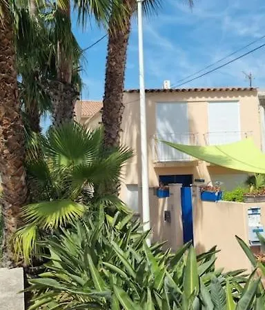 Holiday home Des Sablettes -st Mandrier Maison Du Pecheur *